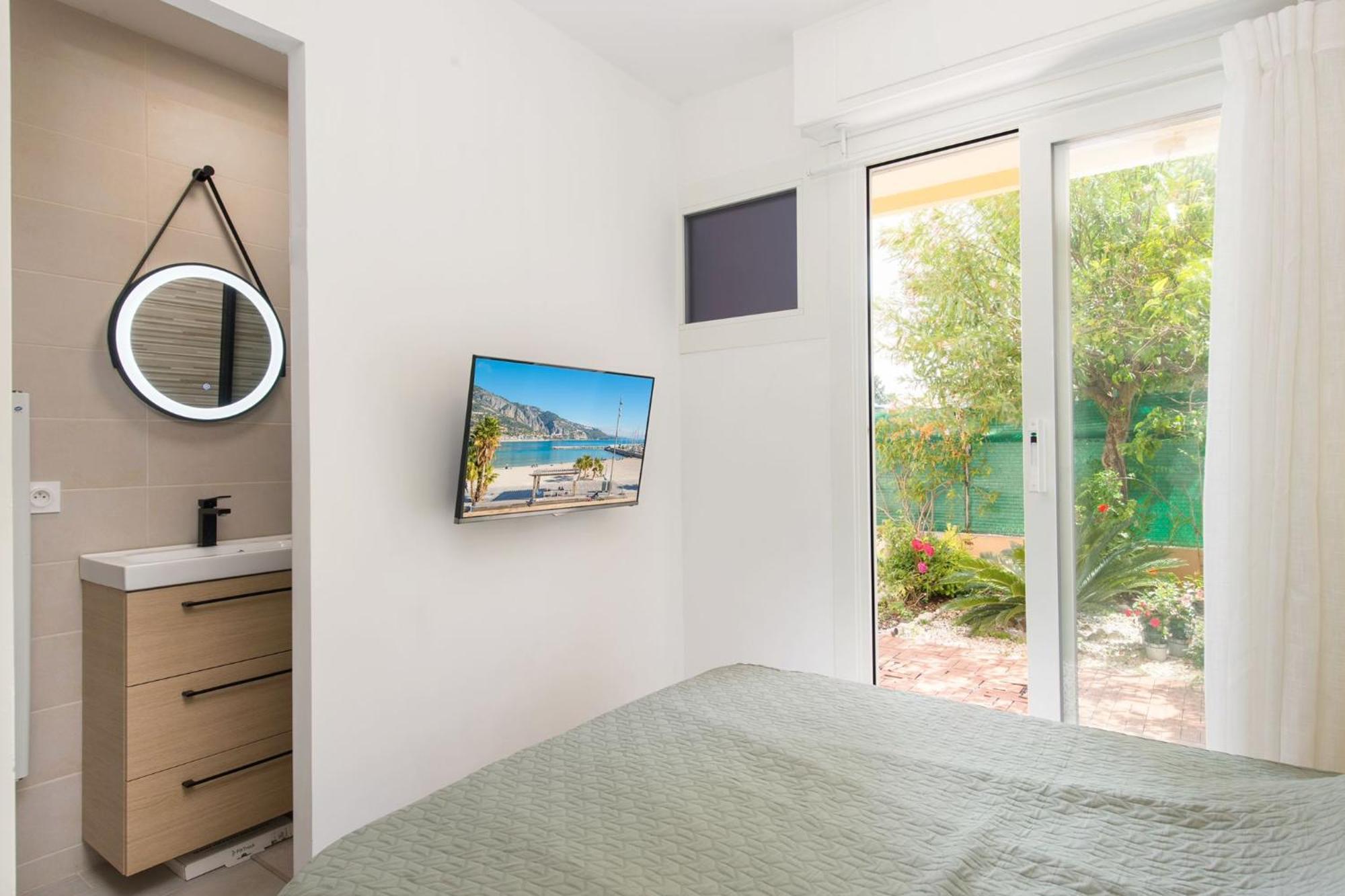 Appartement Carnoles Pres Des Plages Roquebrune-Cap-Martin Zewnętrze zdjęcie